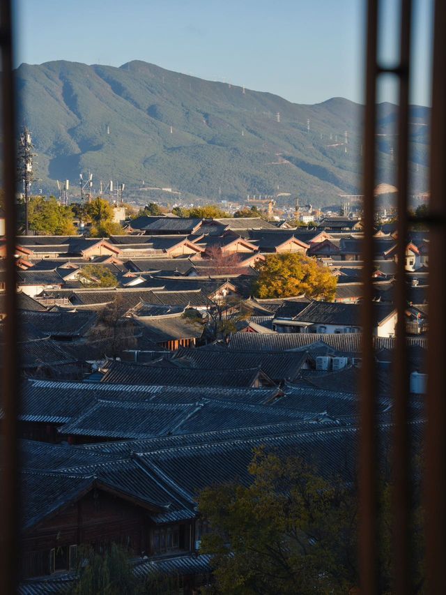 在麗江！找到了俯瞰古城 遠眺雪山的最佳機位