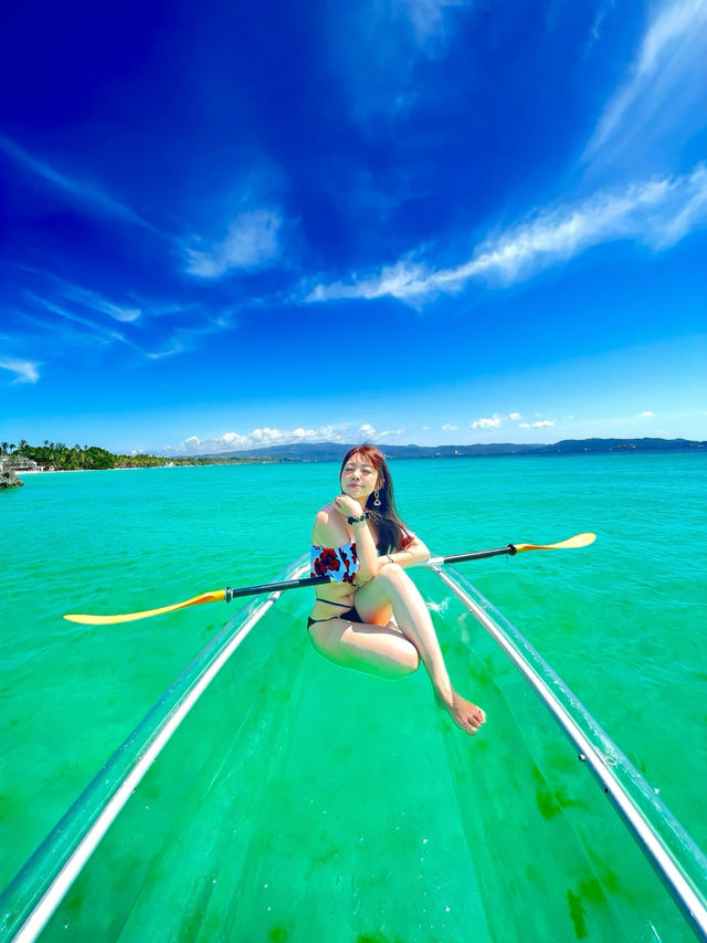 The glass boat ride in Boracay🐠