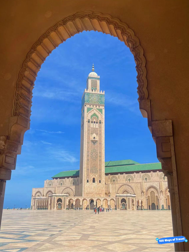 Discovering Casablanca: The Heartbeat of Morocco 🇲🇦 