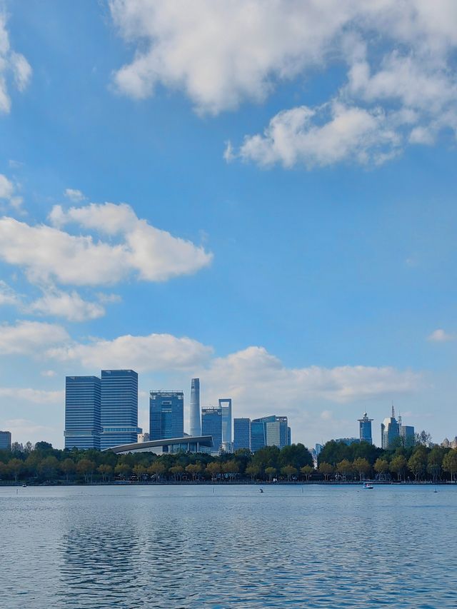 初秋的上海世紀公園