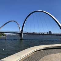 Perth | A Leisurely Walk at in downtown Perth and Elizabeth Quay 