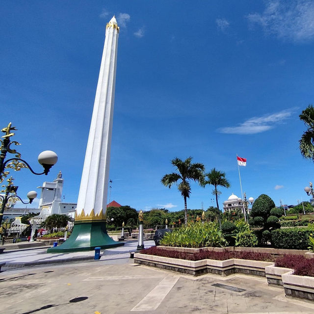 A Monument to Courage: Tugu Pahlawan