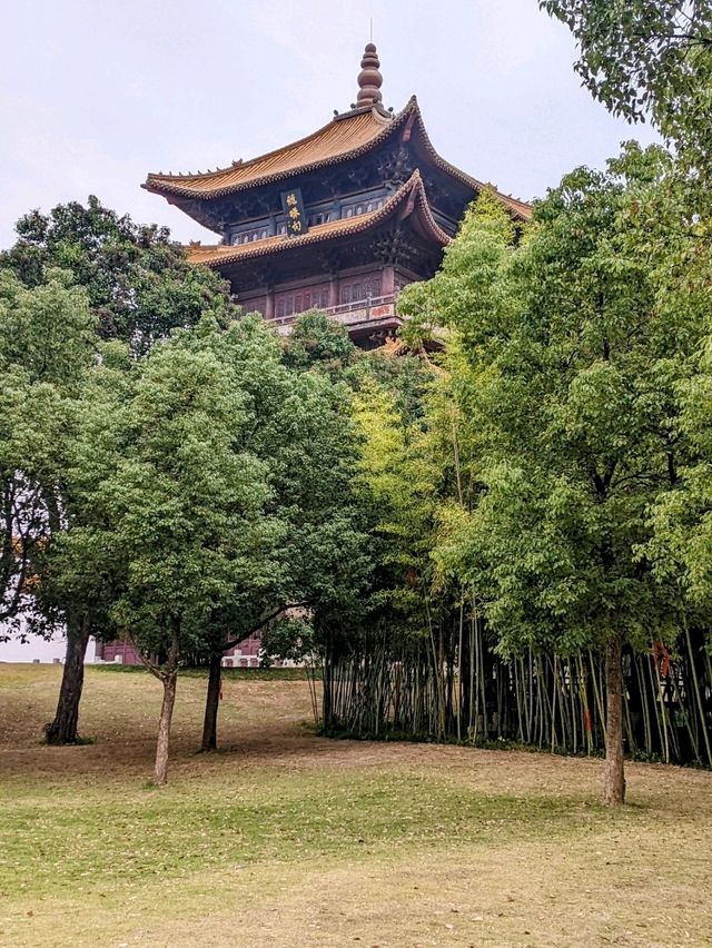 走逛傳統燒陶瓷器大本營：景德鎮御窯博物館