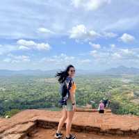 🦁 Conquer the Majestic Sigiriya Lion Rock 🏞️