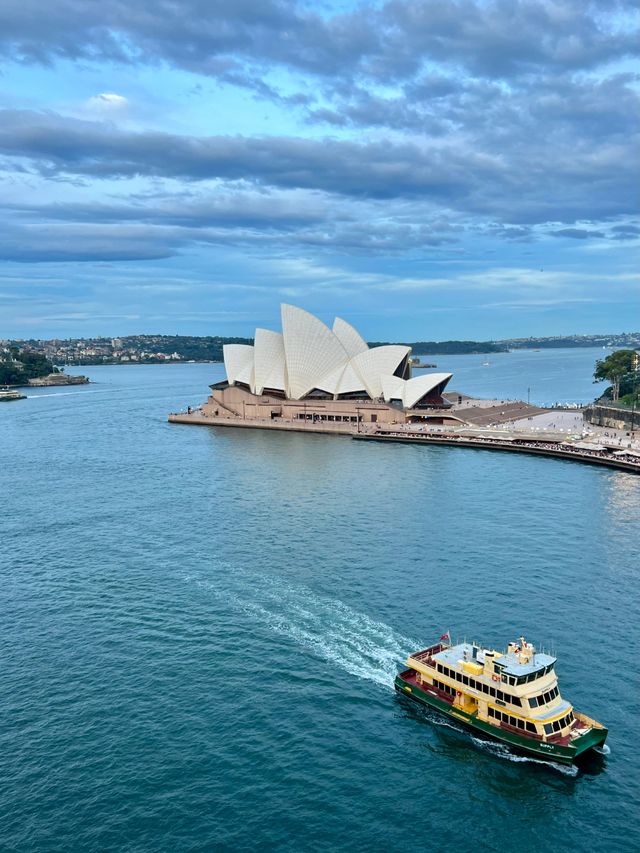 If you have the chance, you must come to the 🇦🇺Sydney Opera House.