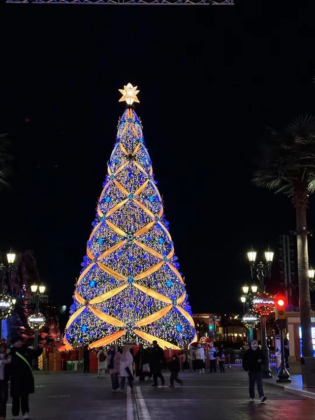 Universal Studios Christmas Season is Here: A Comprehensive Guide