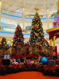 Discover the Magic of Christmas on a Solo Adventure to The Curve Mall