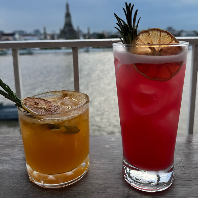 Rooftop Bar at sala rattanakosin 