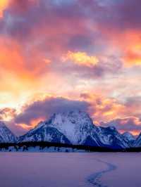 Winter Coming to Grand Teton National Park: A Seasonal Transformation