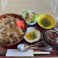 【愛知県犬山市】タイムスリップ気分！博物館明治村と絶品牛鍋丼🍲✨