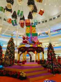 Discover the Magic of Christmas on a Solo Adventure to The Curve Mall