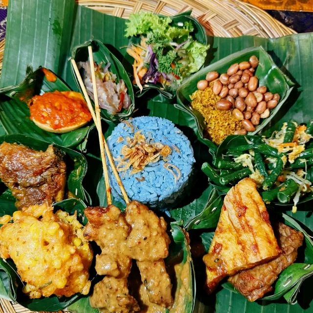 Delightful Dining at Sun Sun Warung