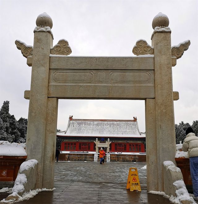 京城入冬頭場雪，尋找古都的色彩