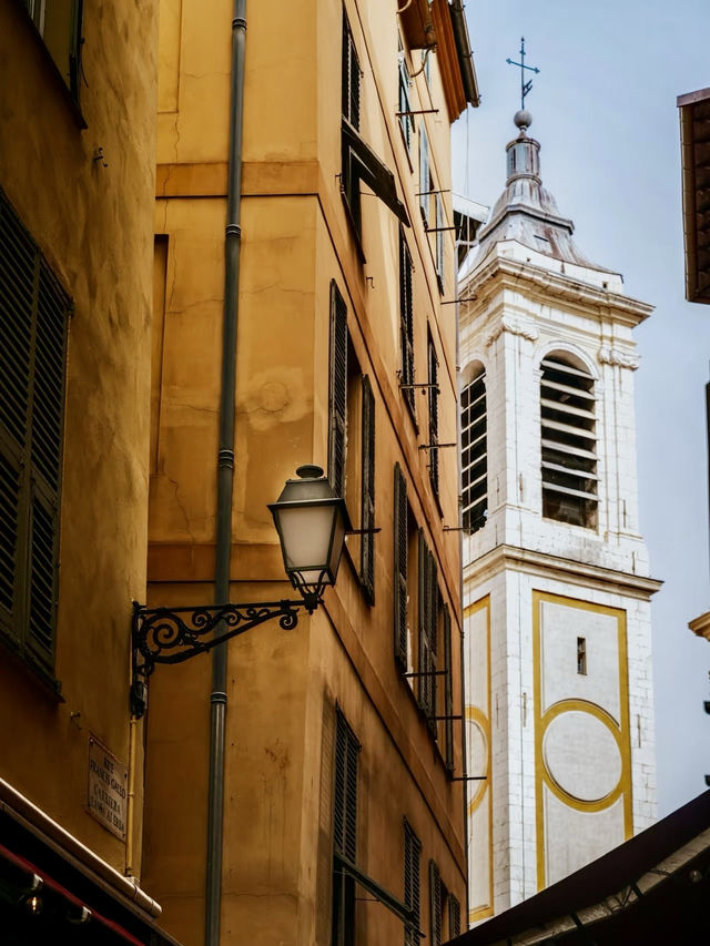 Charming Streets and Vibrant Life: Exploring Nice’s Old Town