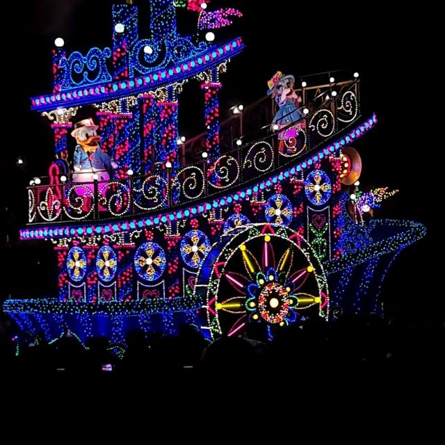 💥🥳Tokyo Disneyland Electrical Parade!