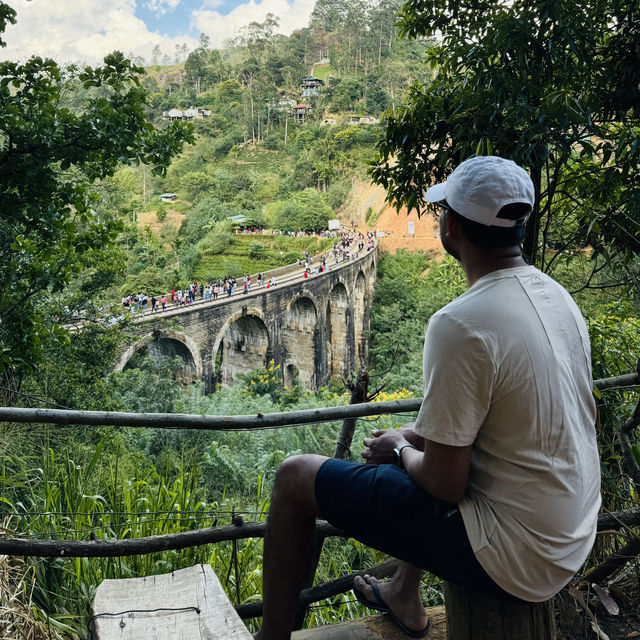 Nine Arches Bridge: Where Nature Meets Engineering Marvel in Ella, Sri Lank