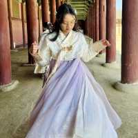 Unforgettable Hanbok Photoshoot at Gyeongbukgong Palace!