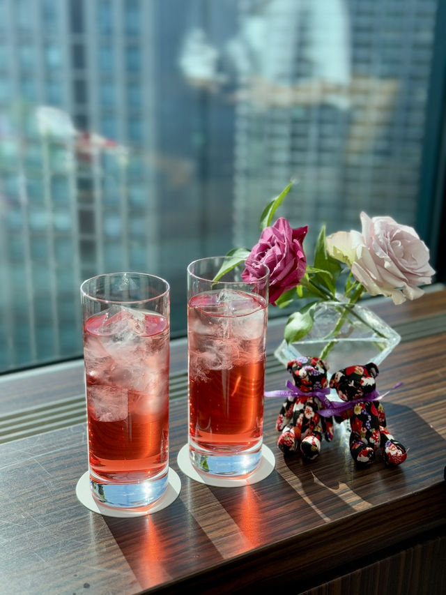 Afternoon tea decorated with strawberries from all over Japan