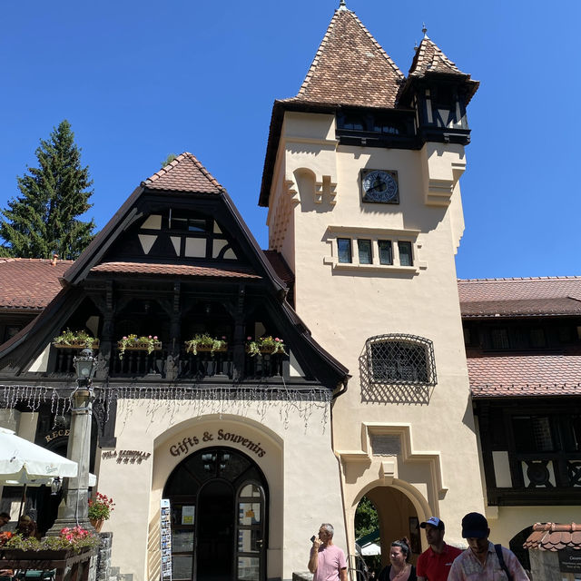 Exploring Sinaia and Peleș Castle