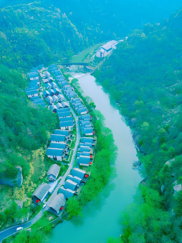 江浙戶外天堂，被十九座山包圍的懸崖古村落，美到窒息！