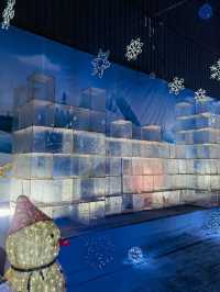 Explore the Illumi Light Show in Mississauga