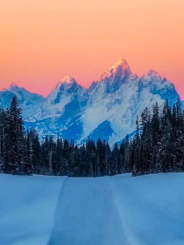 Winter Coming to Grand Teton National Park: A Seasonal Transformation