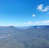 Majestic Escapes: Blue Mountains Adventure