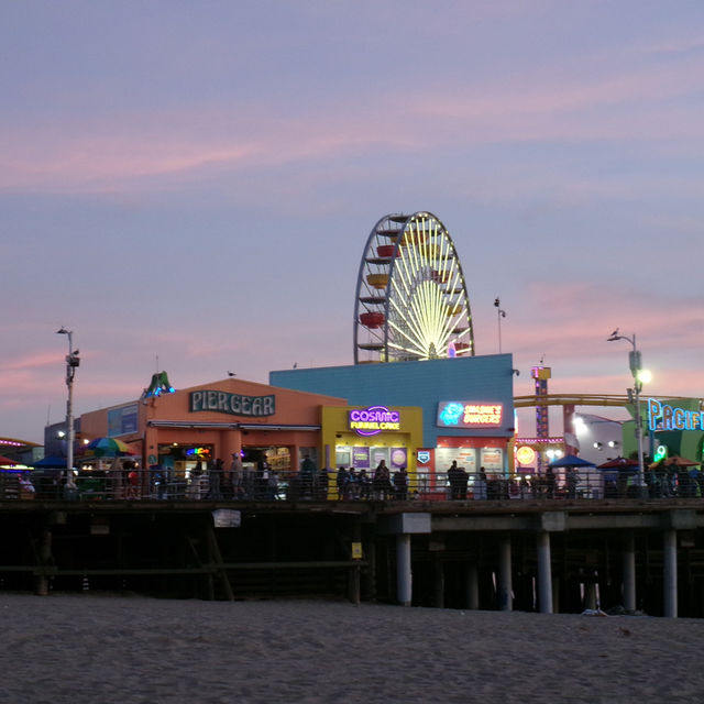 Sunset Views at Santa Monica Beach