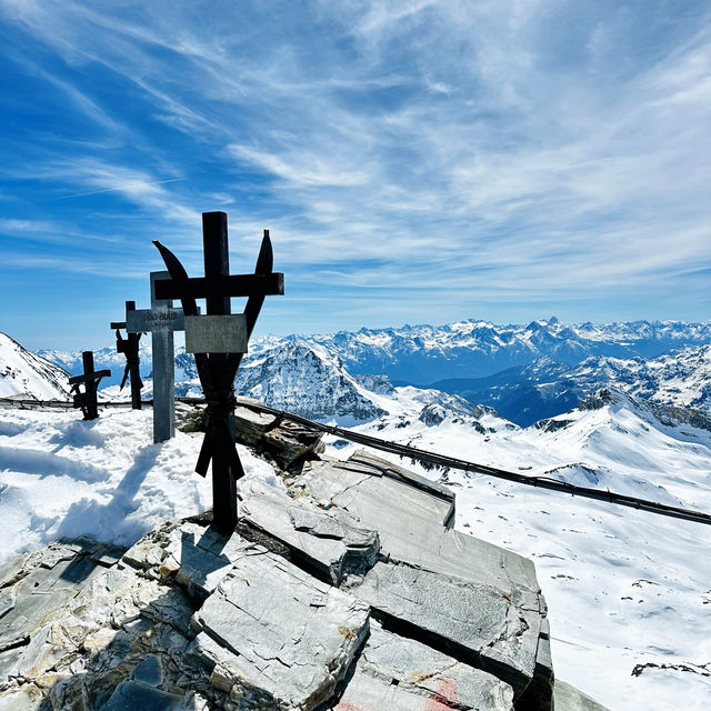 Plateau Rosa + 3480mt ON TOP OF THE ALPS