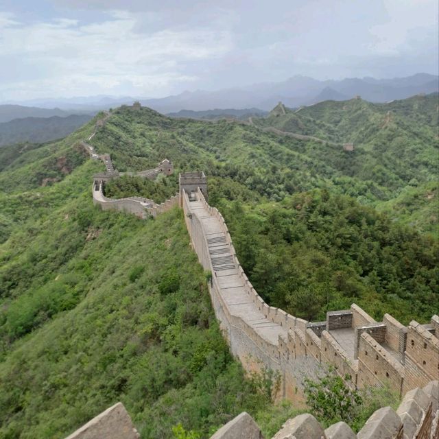 Alone on the great wall 🤩