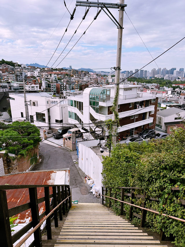 Daytime stroll at famous party district Itaewon