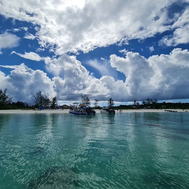 Escape to Mengalum Island