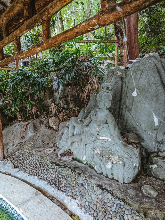 這座百年歷史的國賓館，才是峨眉山泡湯天花板。