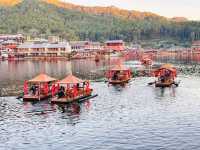 ล่องเรือหมู่บ้านจีนยูนนาน หมู่บ้านรักไทย