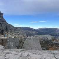 วิวที่หน้าผา Preikestolen จุดชมพระอาทิตย์ตกดิน