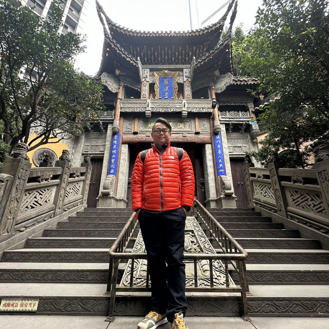 隱身在市區的寺廟 重慶羅漢寺