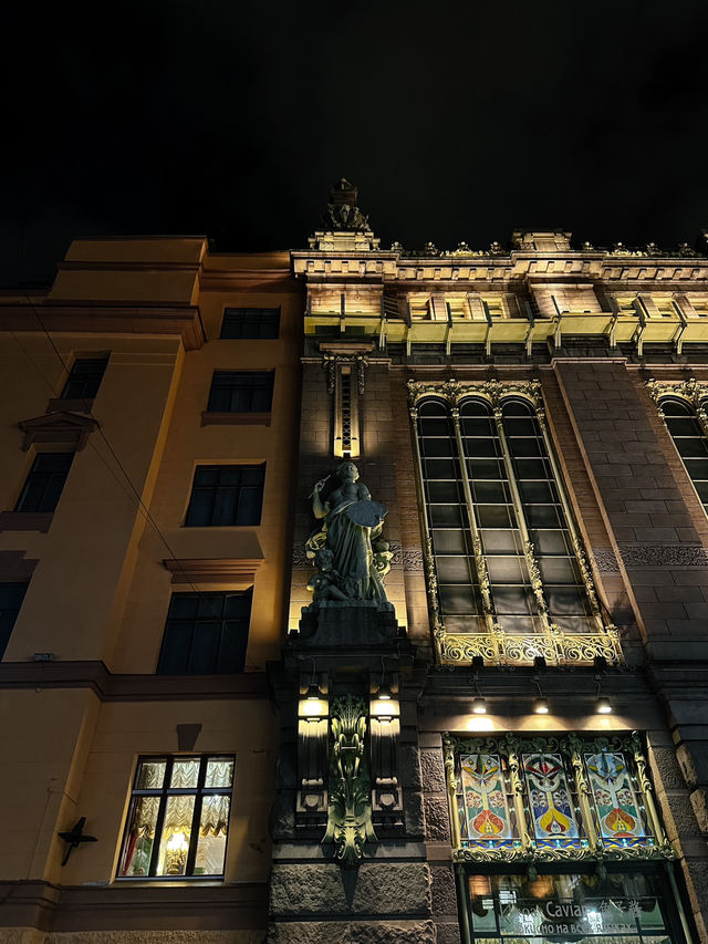 Mysterious Saint Petersburg at night