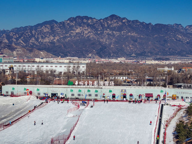 昌平冬天玩什麼，當然是滑雪和泡湯呀！