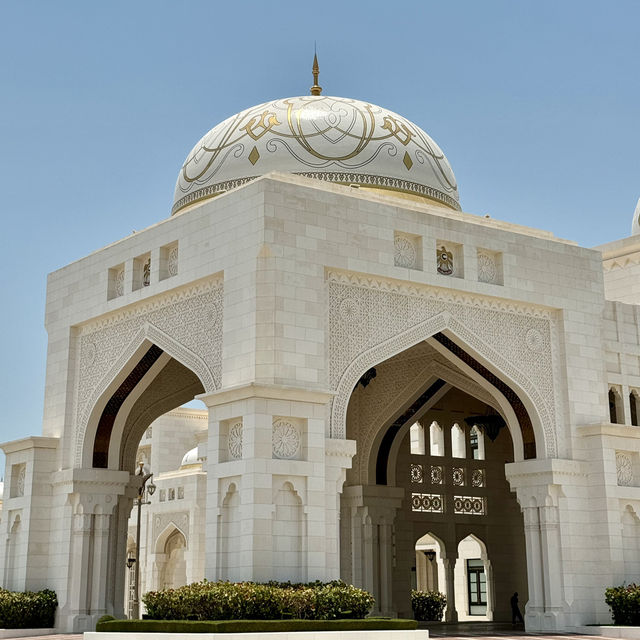 STEP INTO ROYAL SPLENDOR | EXPLORE QASR AL WATAN IN ABU DHABI