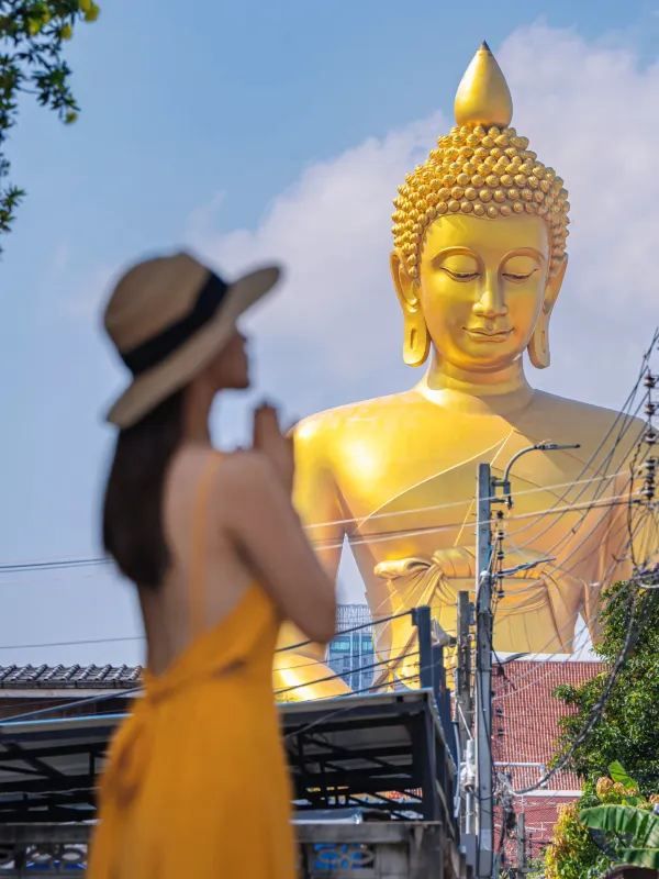 Discover the Best Photo Spots at Wat Paknam in Bangkok