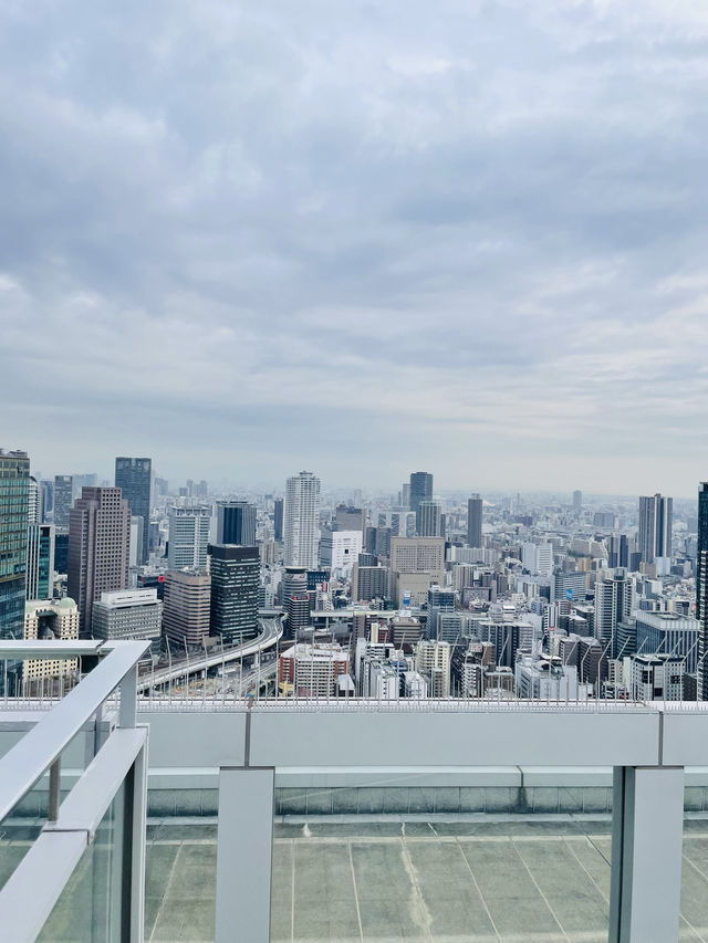 【大阪観光】空中庭園展望台で空中散歩！