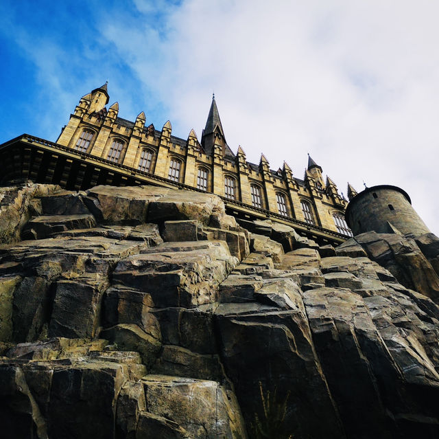 Magical Moments at Hogwarts: Butterbeer, Thrills, and Wizarding Wonders!