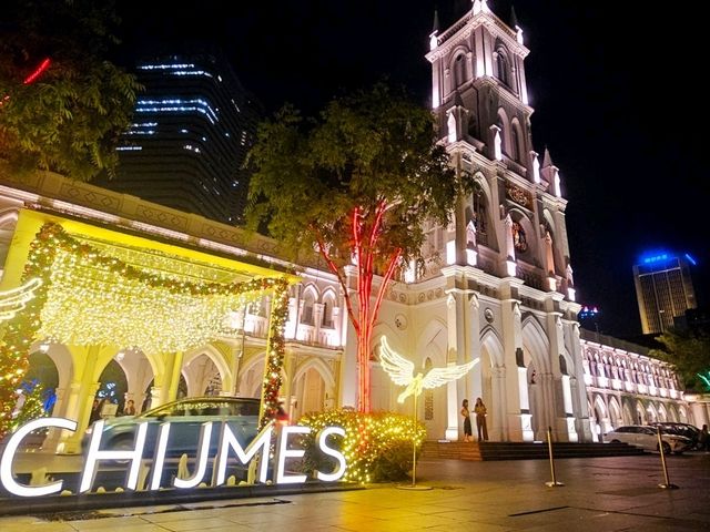 A Christmas vibe at CHIJMES 