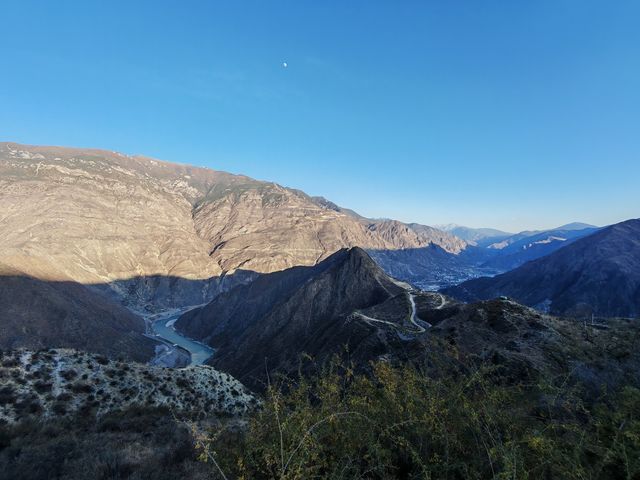 前往梅里雪山別忘了沿途的風景