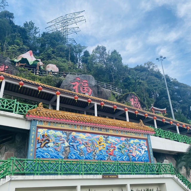 🏞️ Chin Swee Caves Temple at Genting 🇲🇾