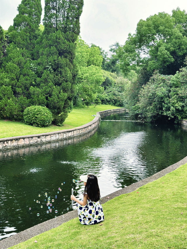 這座隱藏極深的秘密花園，居然開放啦