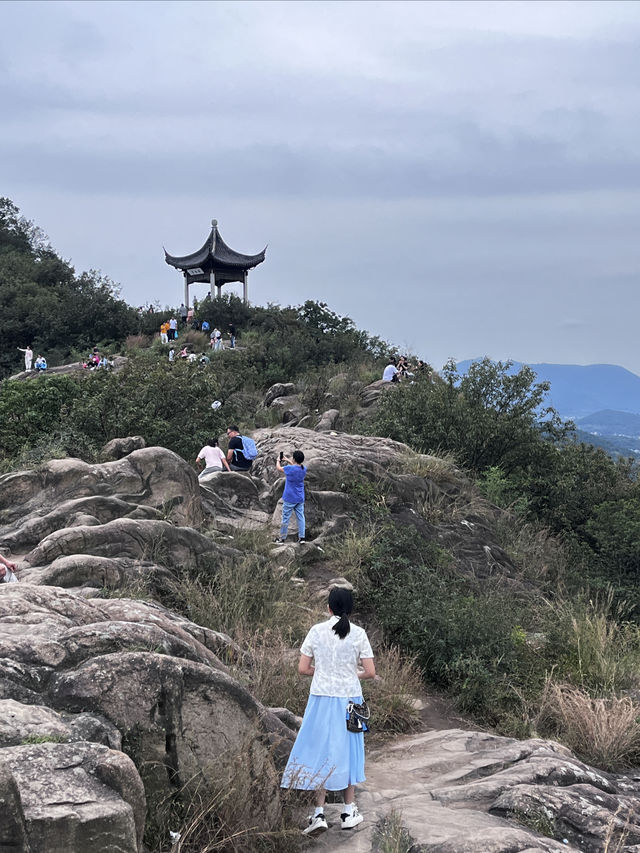 徒步蘇州花山一座隱藏在蘇州的絕美山峰