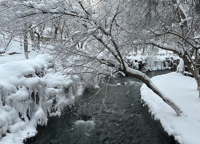 烏魯木齊水磨溝公園｜冬日裡的冰雪童話與人文之旅