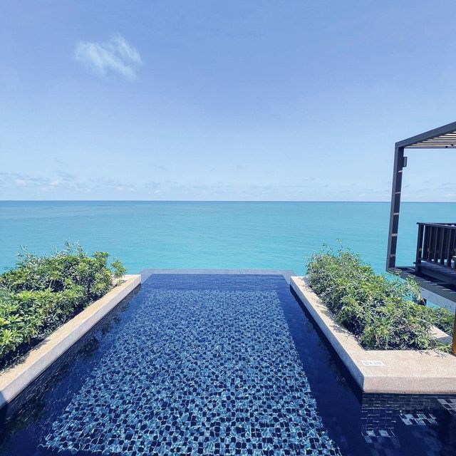 a stunning luxury resort in Koh Samui 