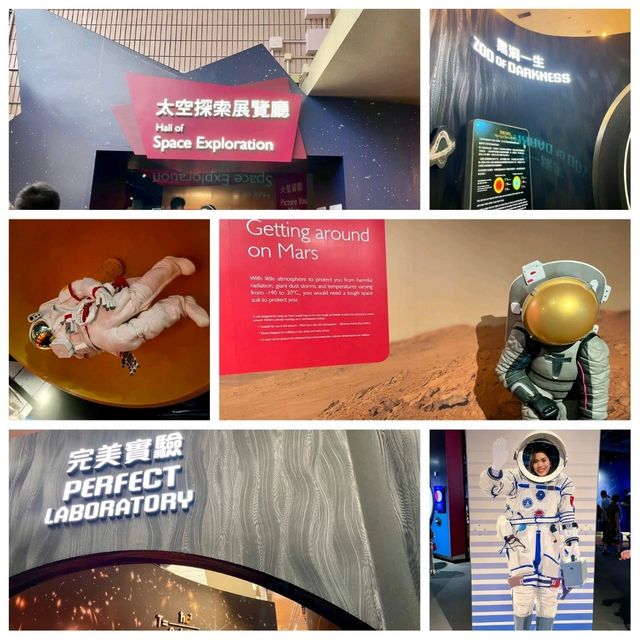 If you want to explore the space then you must go to Hong Kong Space Museum👨‍🚀🚀